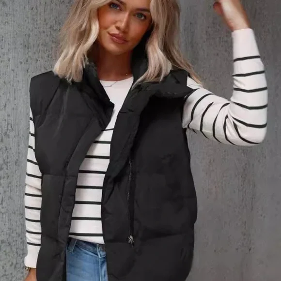 Women's Black Puffer Vest - Picture 1 of 4